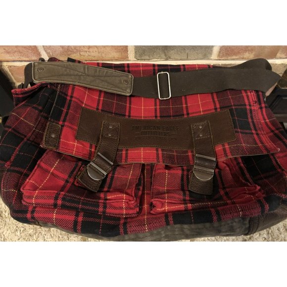 American Eagle Outfitters Red Buffalo Plaid Messenger Laptop Bag Leather Canvas - Picture 2 of 9